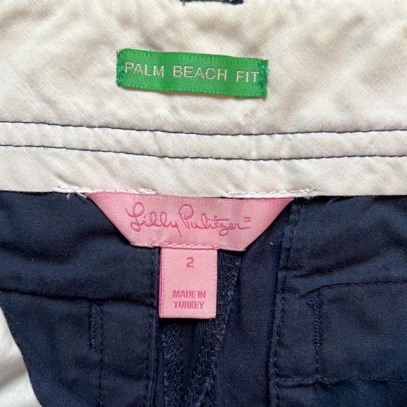 Lilly Pulitzer Navy Shorts size 2 - Picture 3 of 3